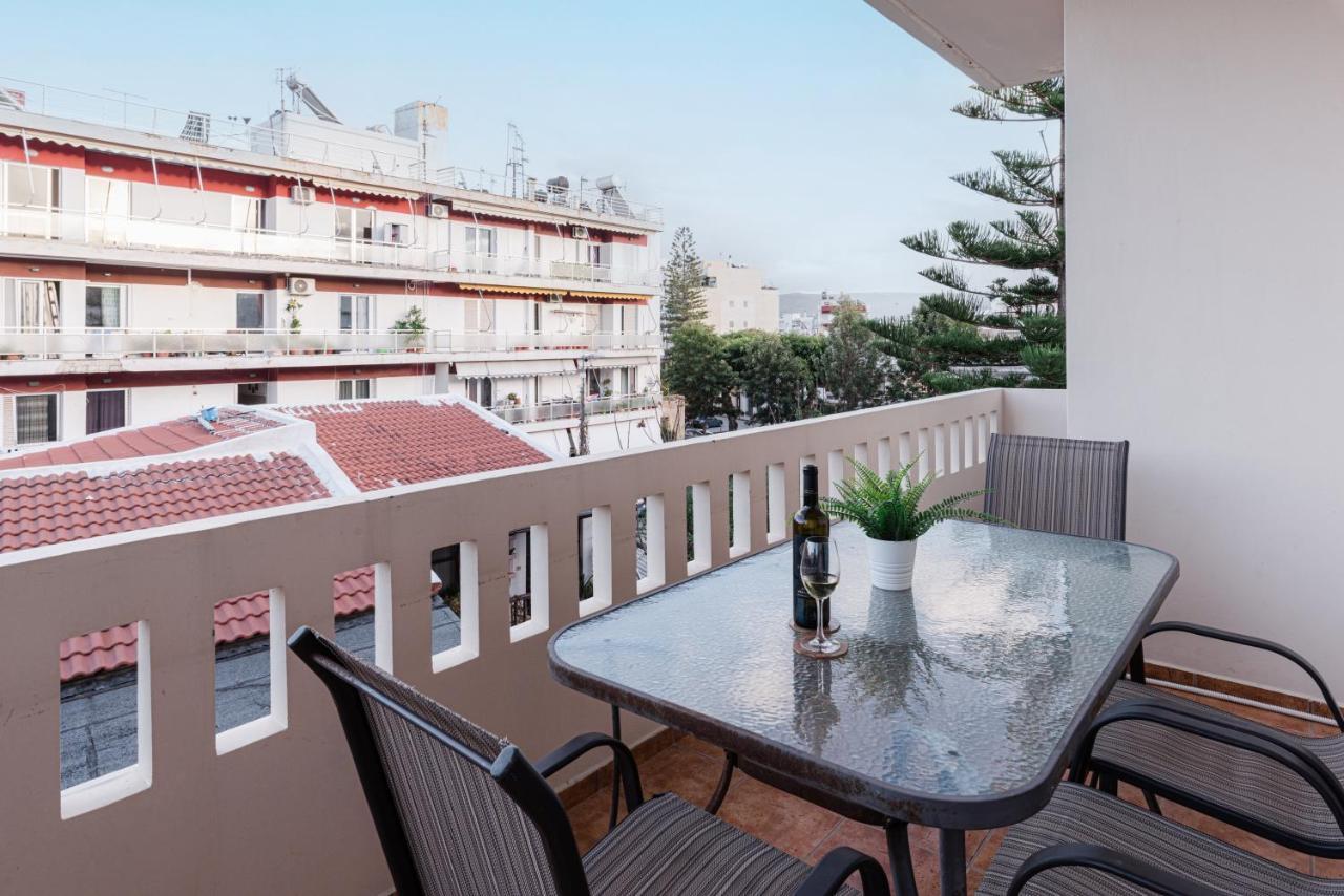 Nostos Central Apartment Chania  Buitenkant foto